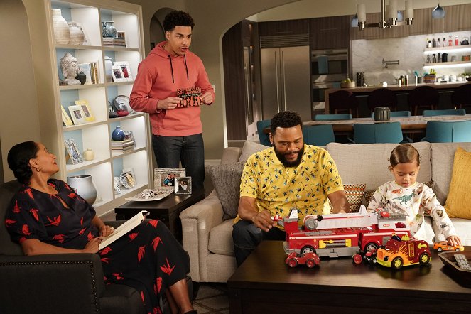 Black-ish - A Game of Chicken - Z filmu - Tracee Ellis Ross, Marcus Scribner, Anthony Anderson