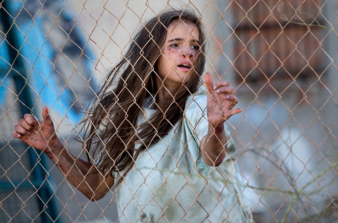 Der Barcelona-Krimi - Entführte Mädchen - Z filmu - Emilia Packard