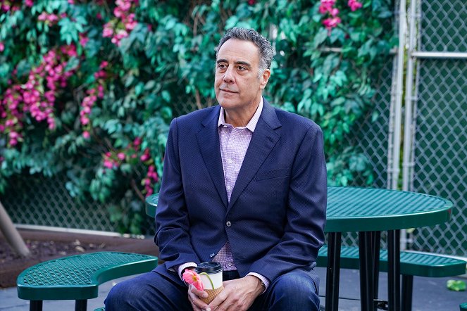 Single Parents - Look, This Is Obviously a Sexy Situation - Z filmu - Brad Garrett