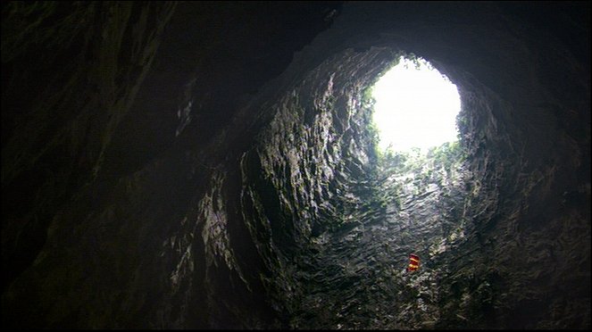 Zázračná planeta - Série 1 - Jeskyně - Z filmu