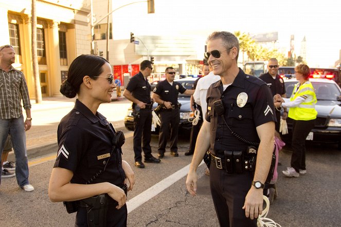 Policajti z L. A. - Integrity Check - Z filmu