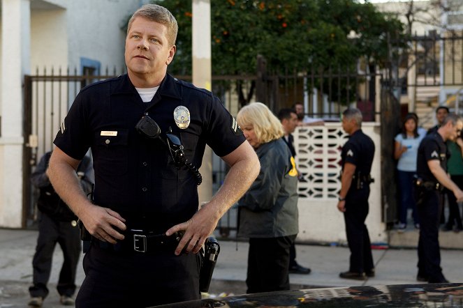 Policajti z L. A. - Integrity Check - Z filmu
