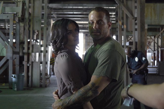 Taylor Cole, Johnny Messner