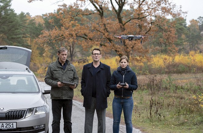 Vraždy na severu - Zwischen Leben und Tod - Z filmu - Sven Martinek, Ingo Naujoks, Julia E. Lenska