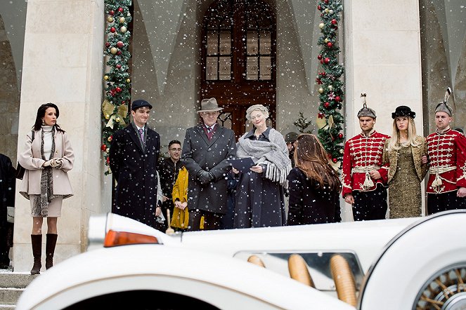 Picture Perfect Royal Christmas - Z filmu