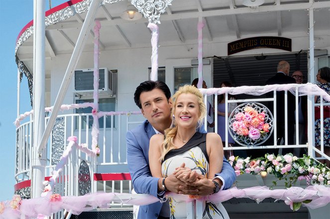 Wedding at Graceland - Z filmu - Wes Brown, Kellie Pickler