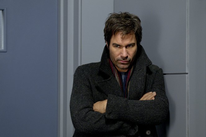 Prozíravost - Série 1 - Pilot - Z filmu - Eric McCormack