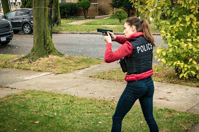 Policie Chicago - Série 8 - White Knuckle - Z filmu - Marina Squerciati