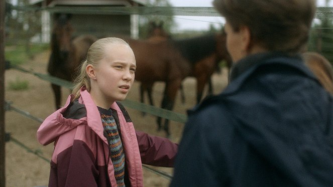 Aallonmurtaja - Season 3 - Uusia alkuja - Z filmu - Sara Pehrsson