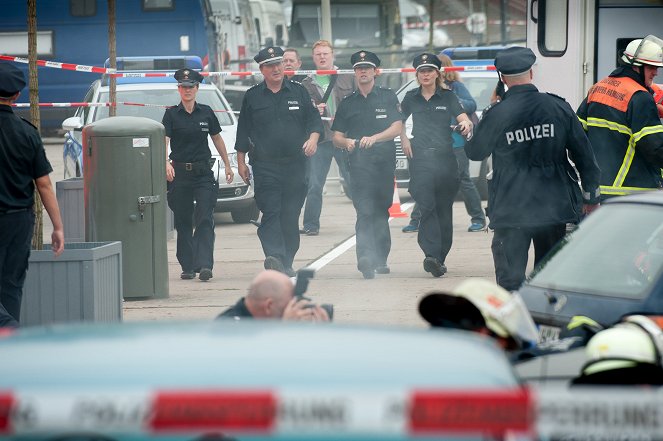 Policie Hamburk - Dopravní nehoda 1/2 - Z filmu