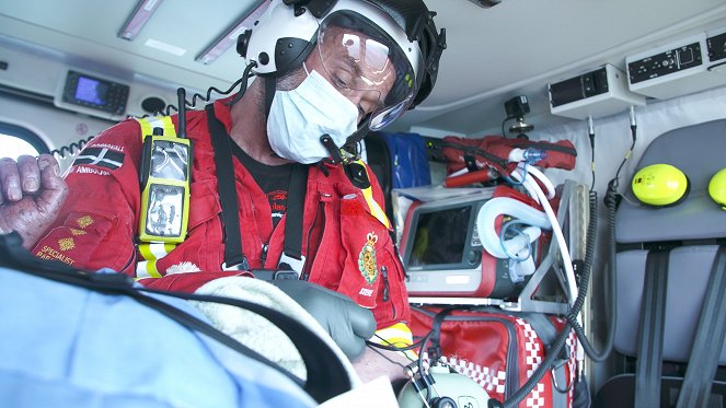Letecká záchranná služba Cornwall - Z filmu