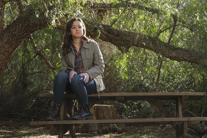 Goldbergovi - Série 8 - Couple Off - Z filmu - Hayley Orrantia