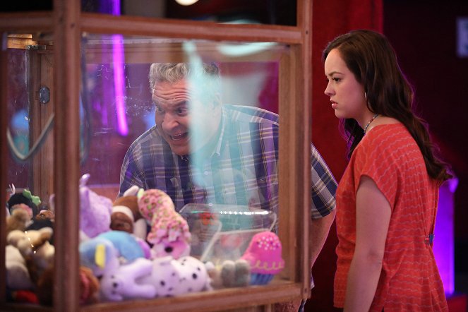 Goldbergovi - Daddy Daughter Day 2 - Z filmu - Jeff Garlin, Hayley Orrantia