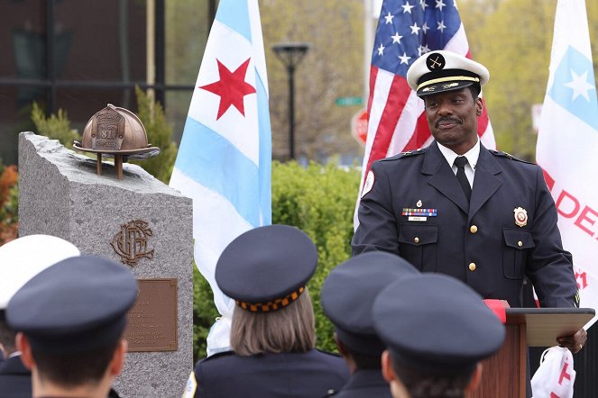 Chicago Fire - A White-Knuckle Panic - Z filmu - Eamonn Walker