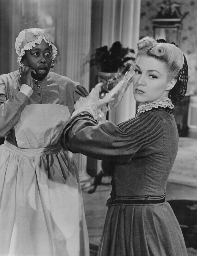 Dark Command - Z filmu - Mildred Gover, Claire Trevor