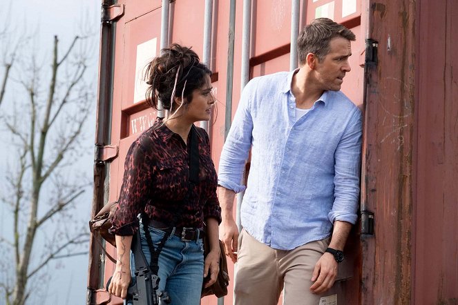 Zabijákova žena & bodyguard - Z filmu - Salma Hayek, Ryan Reynolds