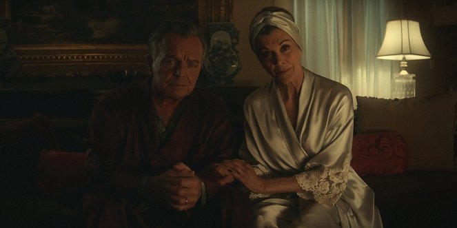 Ray Wise, Wendie Malick