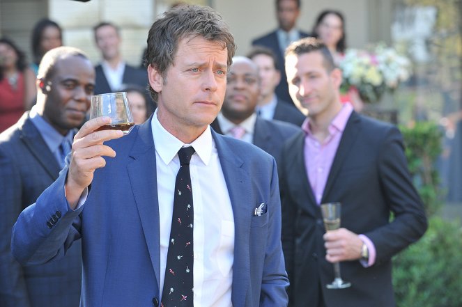 Greg Kinnear