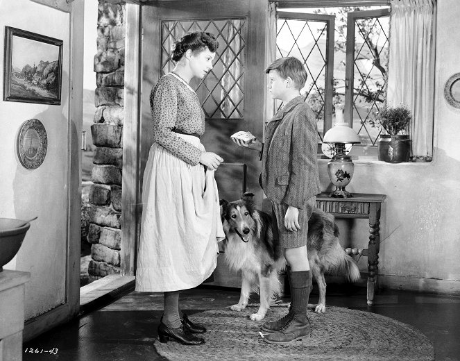Lassie se vrací - Z filmu - Elsa Lanchester, Pal, Roddy McDowall