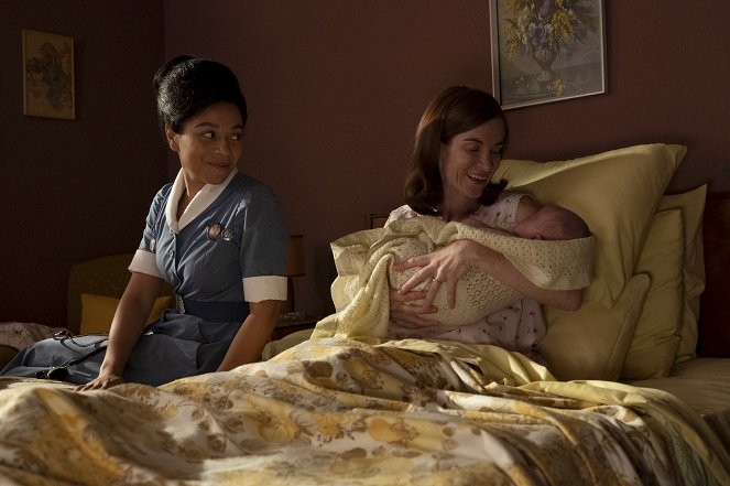 Zavolejte porodní sestřičky - Epizoda 6 - Z filmu - Leonie Elliott, Juliet Oldfield