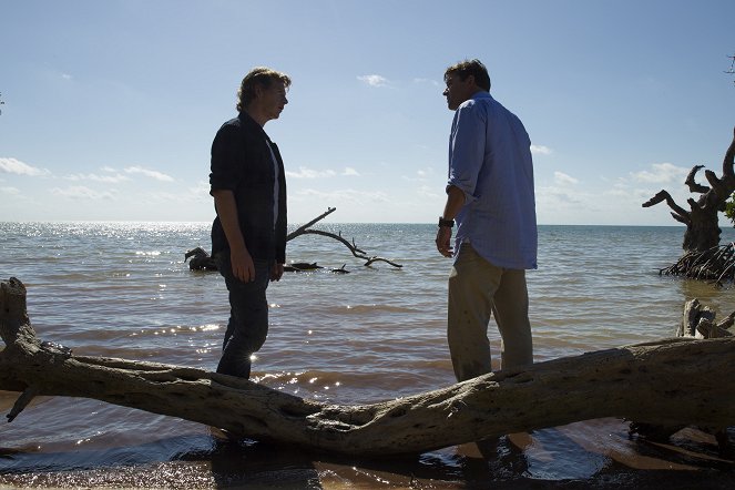 Bloodline - Part 12 - Z filmu - Ben Mendelsohn, Kyle Chandler