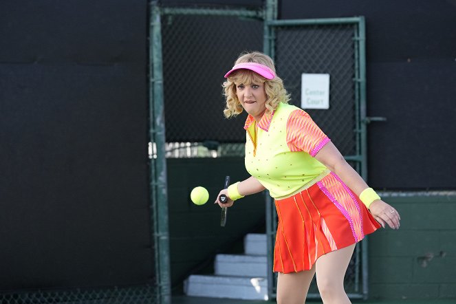 Goldbergovi - Tennis People - Z filmu - Wendi McLendon-Covey