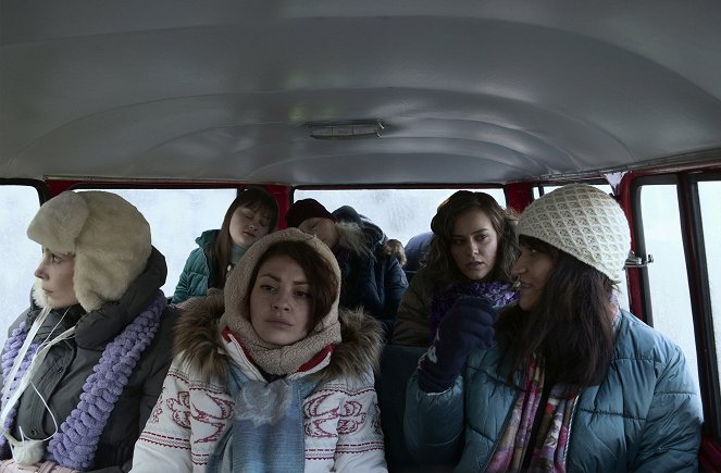 Huonot naiset - Z filmu - Anna Ackerman, Eeva Semerdjiev
