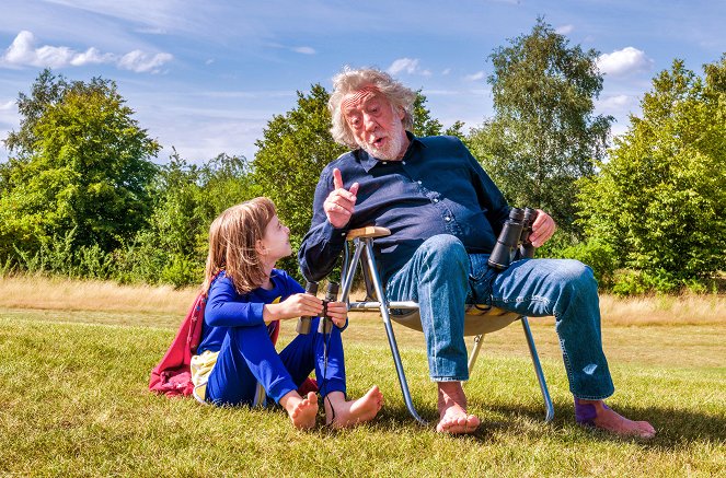 Oskar, das Schlitzohr und Fanny Supergirl - Z filmu - Julia Kovacs, Dieter Hallervorden