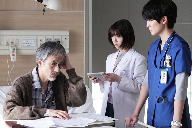 Doctor White - Z filmu - Minami Hamabe, Fumija Takahaši