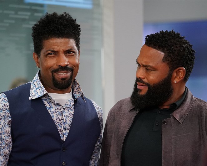 Black-ish - Homegoing - Z filmu - Deon Cole, Anthony Anderson