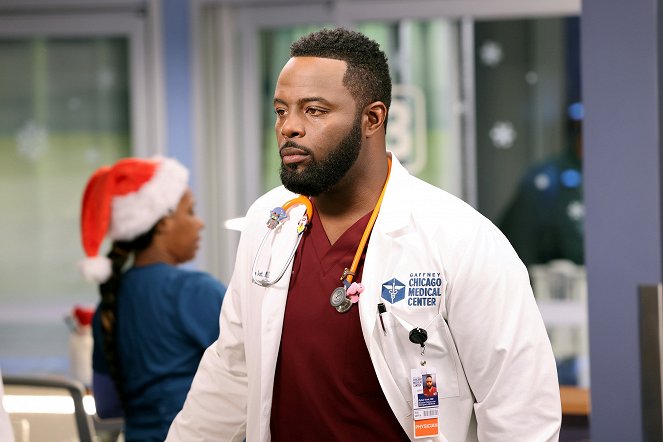 Nemocnice Chicago Med - Secret Santa Has a Gift for You - Z filmu - Guy Lockard