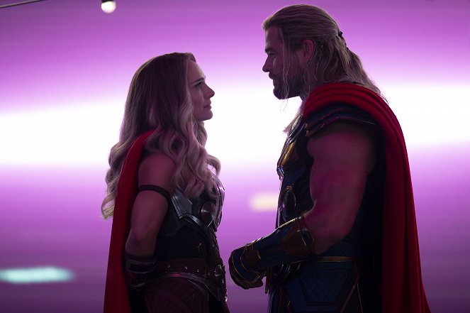 Thor: Láska jako hrom - Z filmu - Natalie Portman, Chris Hemsworth