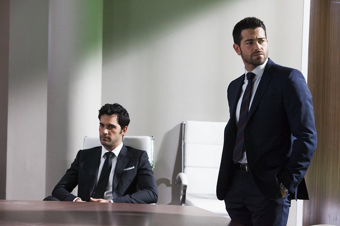 Dallas - Like Father, Like Son - Z filmu - Juan Pablo Di Pace, Jesse Metcalfe