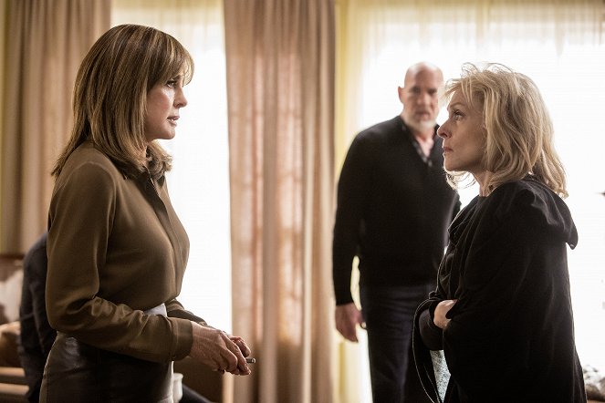 Linda Gray, Judith Light