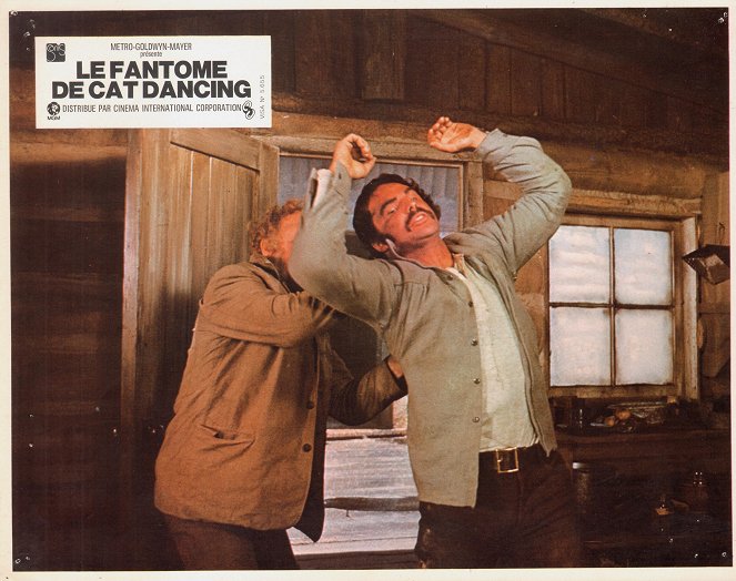 Muž, ktorý miloval tancujúcu mačku - Fotosky - Burt Reynolds
