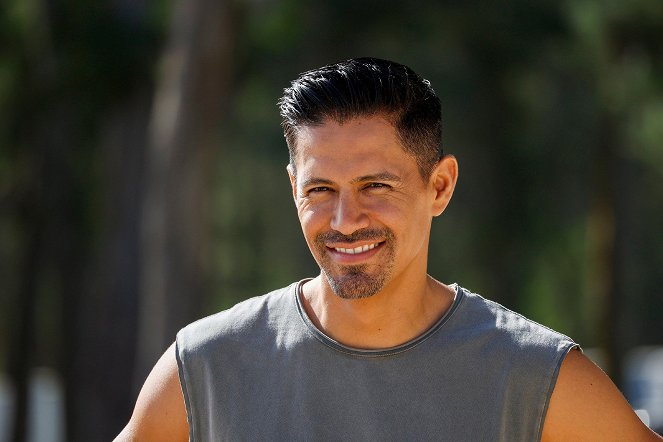 Magnum P.I. - Dead Man Walking - Z filmu - Jay Hernandez