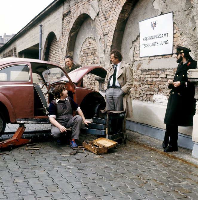 Výhružné dopisy - Z filmu