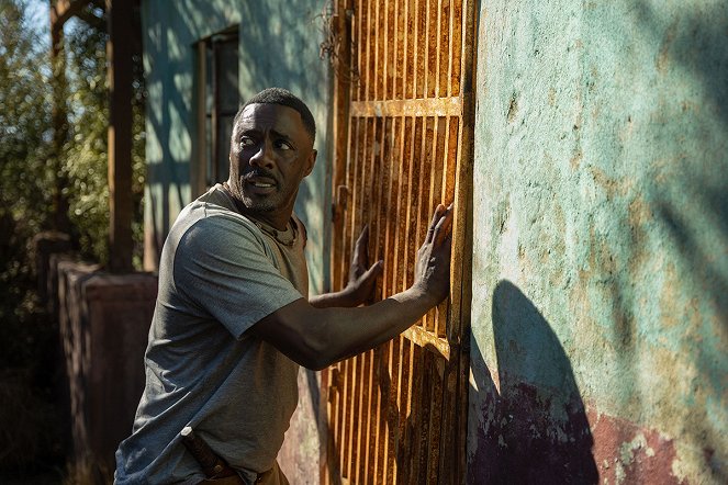 Beštia - Z filmu - Idris Elba