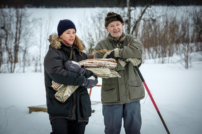 Åsa Larssons Rebecka Martinsson - Varningstriangeln: Del 2 - Z filmu - Sascha Zacharias, Lars Lind