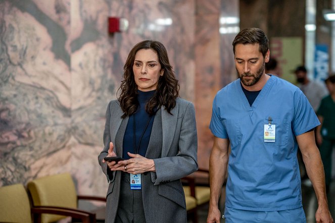 Nemocnice New Amsterdam - Paid in Full - Z filmu - Michelle Forbes, Ryan Eggold