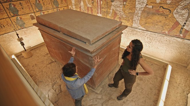 Prokletí Tutanchamonovy hrobky - Z filmu