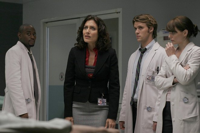 Dr. House - Syn chlapa v komatu - Z filmu - Omar Epps, Lisa Edelstein, Jesse Spencer, Jennifer Morrison