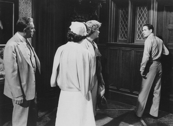 Z terasy - Z filmu - Leon Ames, Myrna Loy, Paul Newman