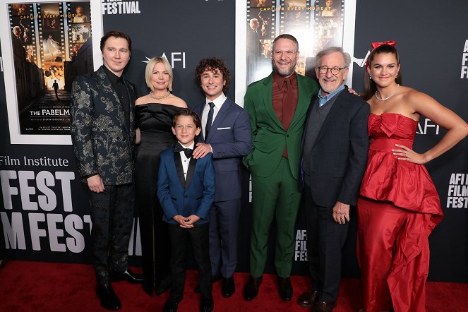 Fabelmanovi - Z akcí - Special screening of THE FABELMANS at the AFI Fest at the TCL Chinese Theatre on November 06, 2022 in Hollywood, CA, USA - Paul Dano, Michelle Williams, Mateo Zoryon Francis-DeFord, Gabriel LaBelle, Seth Rogen, Steven Spielberg