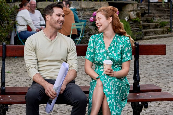 Moriah's Lighthouse - Z filmu - Luke Macfarlane, Rachelle Lefevre