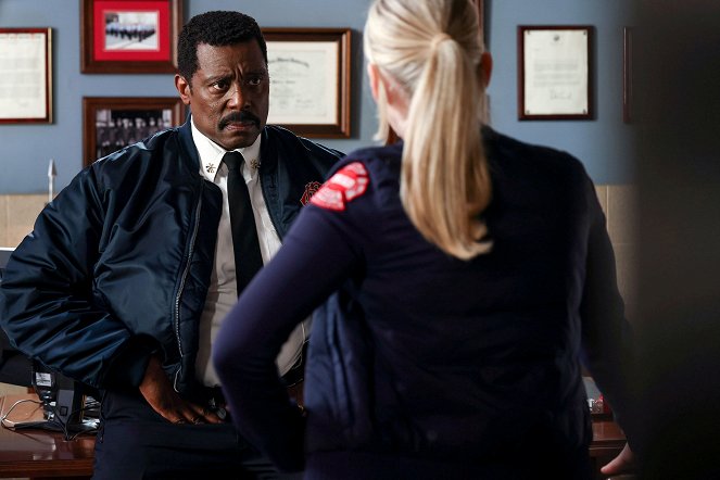 Chicago Fire - Never, Ever Make a Mistake - Z filmu - Eamonn Walker