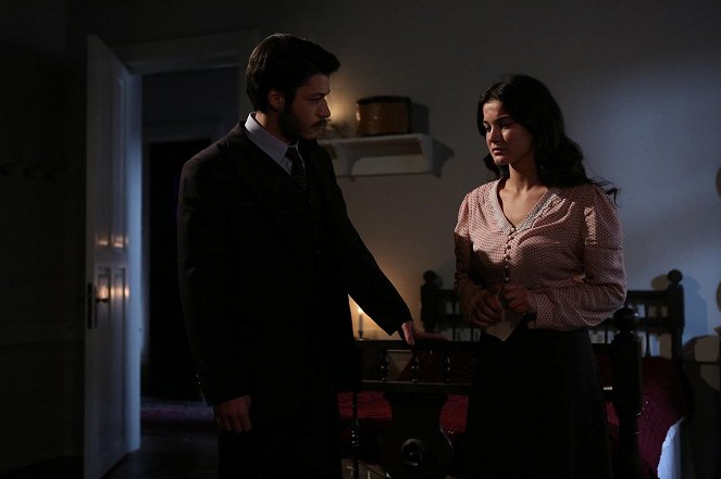 Vatanım Sensin - Episode 15 - Z filmu - Pınar Deniz