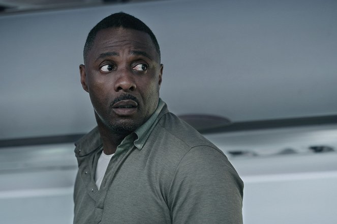 Únos letadla - Série 1 - Z filmu - Idris Elba