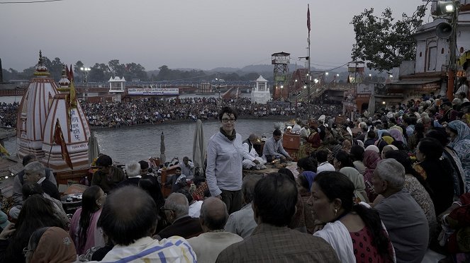 The Ganges with Sue Perkins - Episode 1 - Z filmu