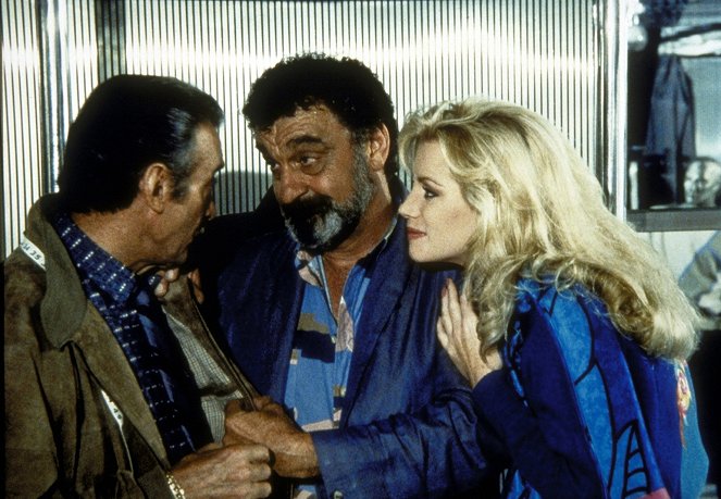 Roy Thinnes, Victor French, Shannon Tweed